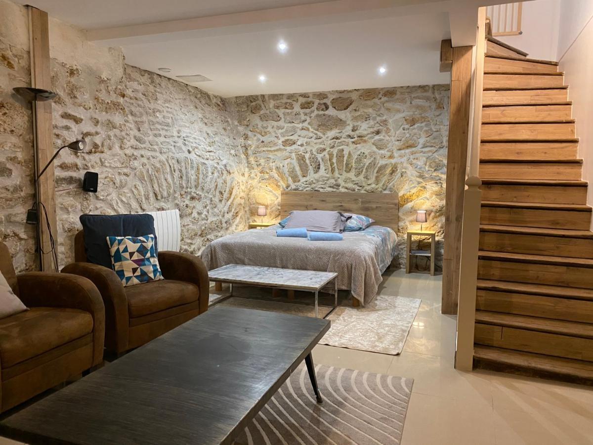 Appartement Large&unique souplex 60sqm, well located à Paris Extérieur photo